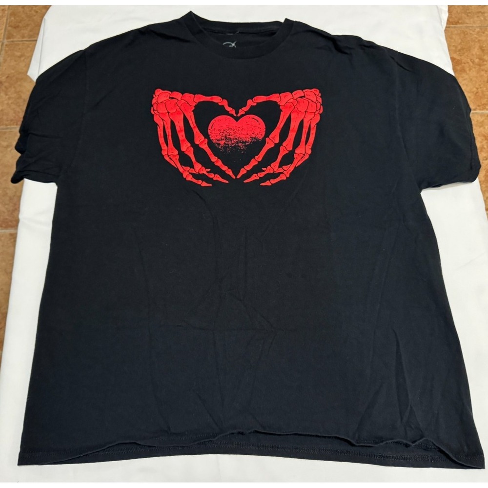 Neon Riot Red Skeleton Hands and Heart T-Shirt - Black - Size XL - 100% Cotton